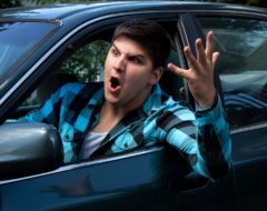 Courtoisie au volant, pourquoi est-ce essentiel de garder son calme ?