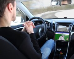Des voitures autonomes déjà présentes sur les routes françaises ?