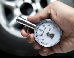 Automobile : préparer ses pneus à la route des vacances