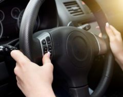 Ces bactéries qui ont élu domicile sur le volant de nos automobiles