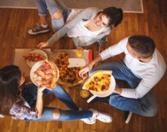 Logement : 1 jeune sur 3 aimerait rester vivre chez ses parents