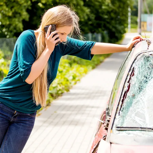 Mon assureur peut-il résilier mon contrat d’assurance auto à la suite de légers sinistres ?