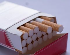 Les ventes de tabac ont baissé au-delà des espérances en 2017