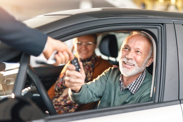Assurance auto senior : comment s'assurer ? Laquelle choisir ?