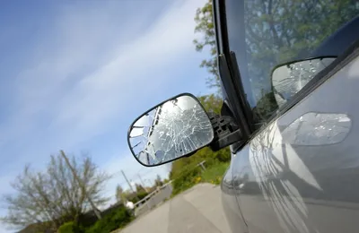 En quoi consiste la garantie d'assurance auto bris de glace pour un rétroviseur cassé ?