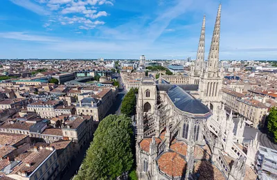 Assurance auto Bordeaux : choisir la meilleure couverture pour conduire dans la métropole ?