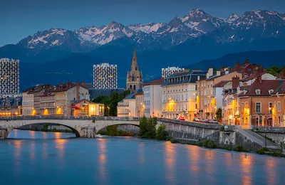 Assurance auto à Grenoble : comment la choisir ?