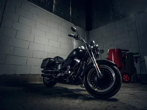 Pourquoi doit-on assurer une moto qui ne roule pas ?