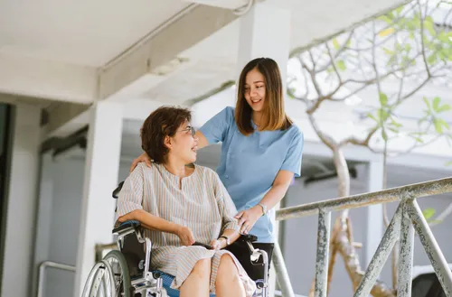 Vers un remboursement total des fauteuils roulants et des prothèses capillaires