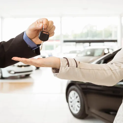 Voiture immobilisée : comment obtenir un véhicule de remplacement ?