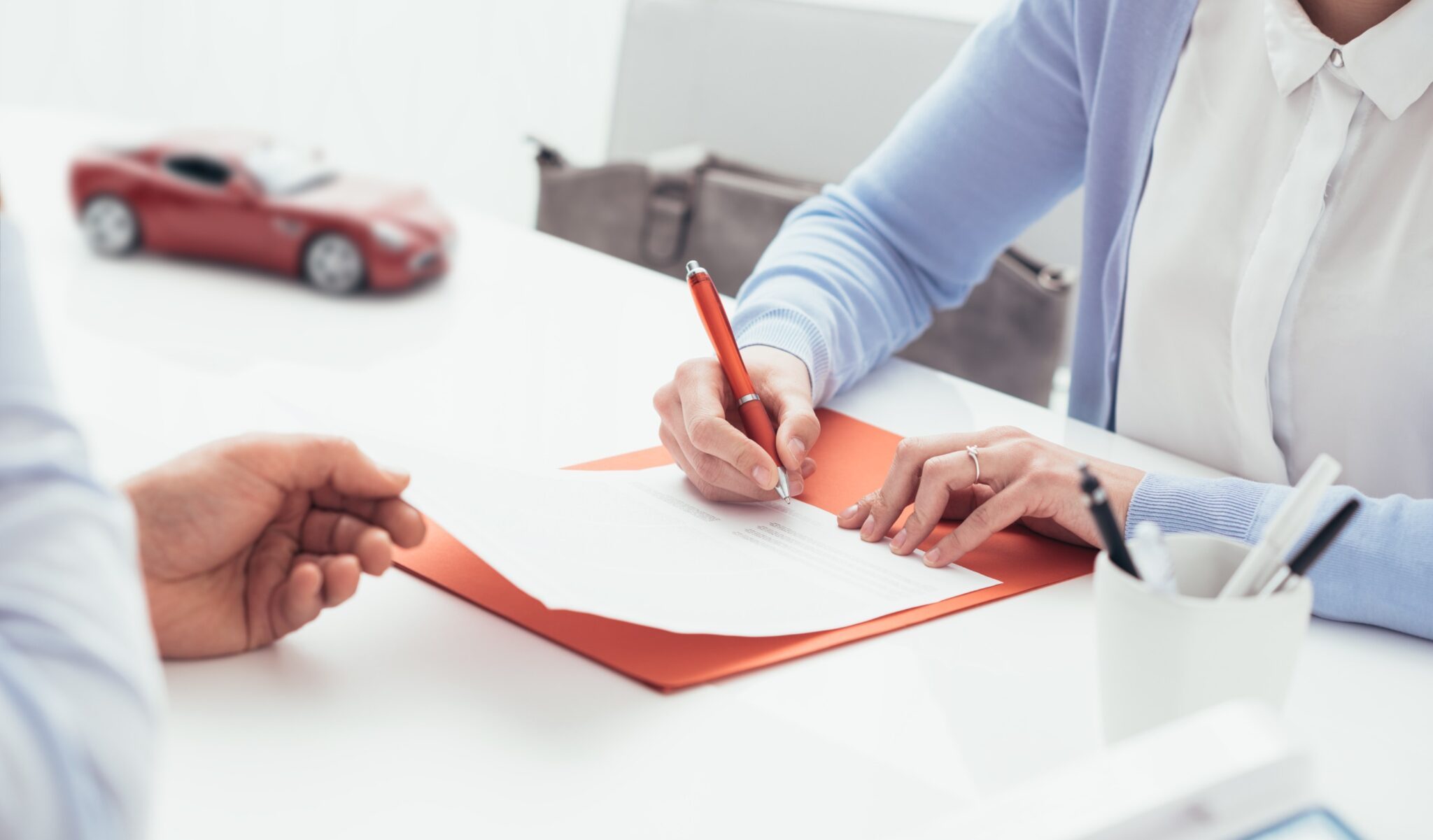 Prime d’assurance auto : quand et comment mon assureur me la rembourse-t-il ?