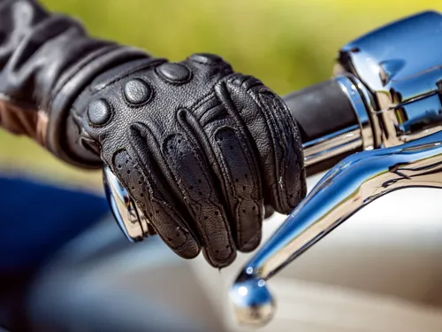 Top 6 des équipements de moto pour se protéger du froid