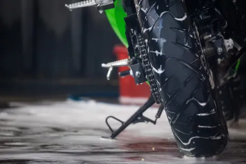 Hivernage de votre moto : nos 6 conseils pour lui faire passer la saison