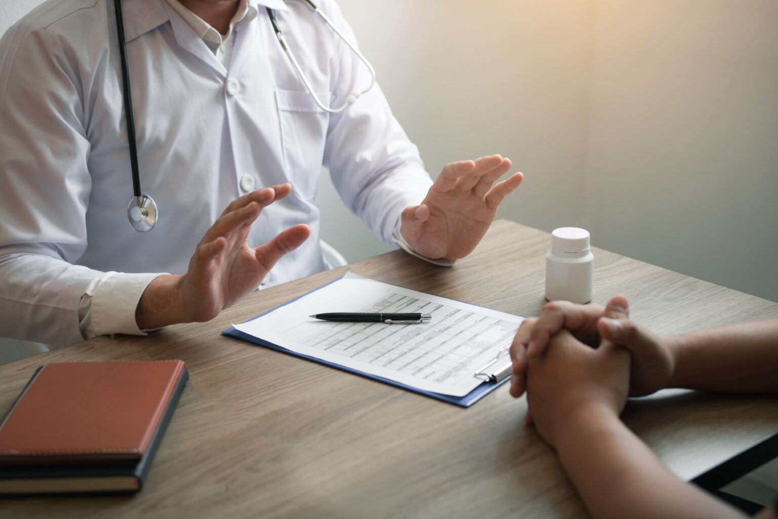 Un médecin traitant atil le droit de refuser un patient