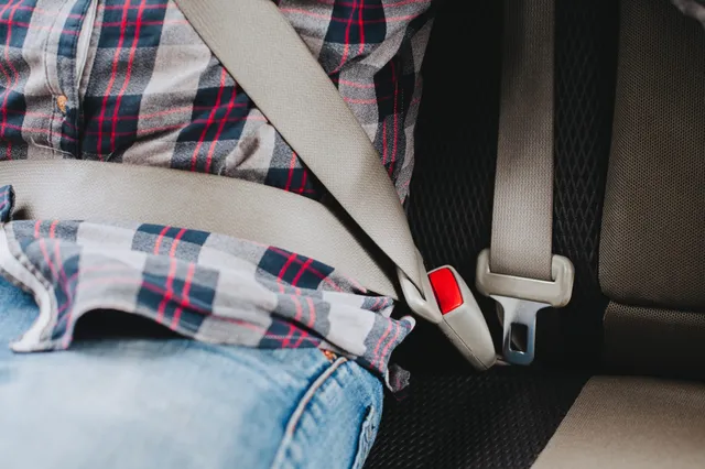 Un conducteur est-il responsable d’un passager sans ceinture de sécurité ?