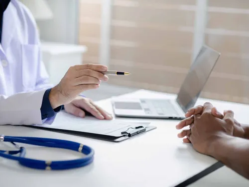 Réforme des ALD : un enjeu crucial pour l'Assurance maladie et les mutuelles