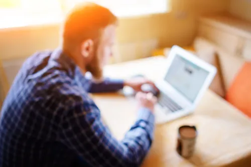 Assurance moto : comment faire modifier son contrat ?