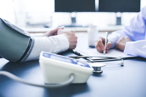 Mutuelle et hausse des consultations : risquez-vous de devoir payer la différence ?