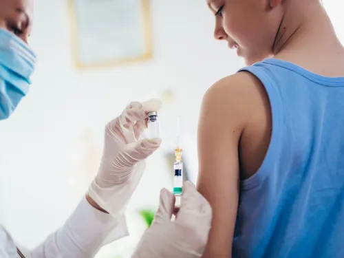 Calendrier vaccinal 2024 : quel remboursement des vaccins par la mutuelle ?