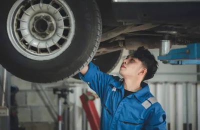 Assurance auto : que signifie « passer sa voiture au marbre » ?