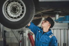 Assurance auto : que signifie « passer sa voiture au marbre » ?