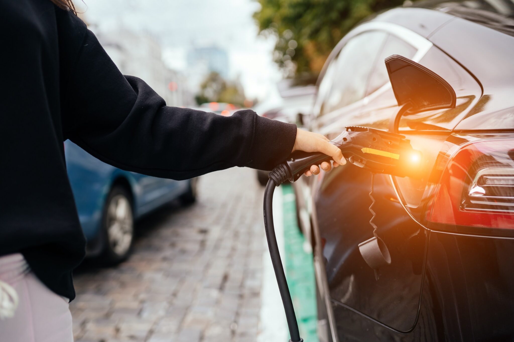 Assurance auto : les défis posés par l’électrique