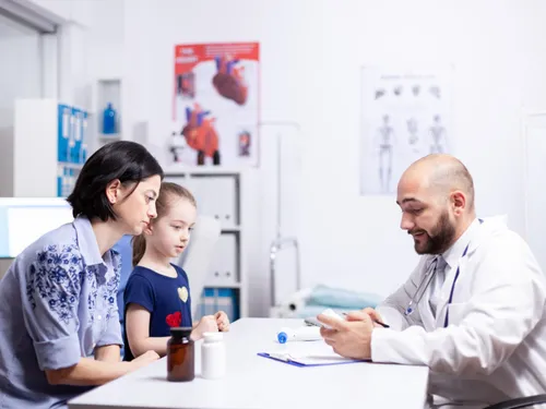Votre enfant doit faire cet examen médical obligatoire en 2025