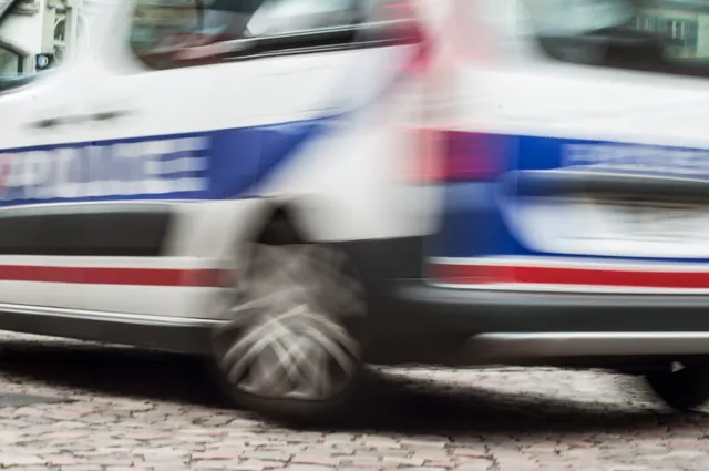 Assurance auto : que faire en cas d’accident avec un véhicule prioritaire ?