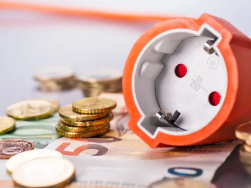 Prix de l’électricité en forte baisse : c’est le moment de changer de fournisseur !