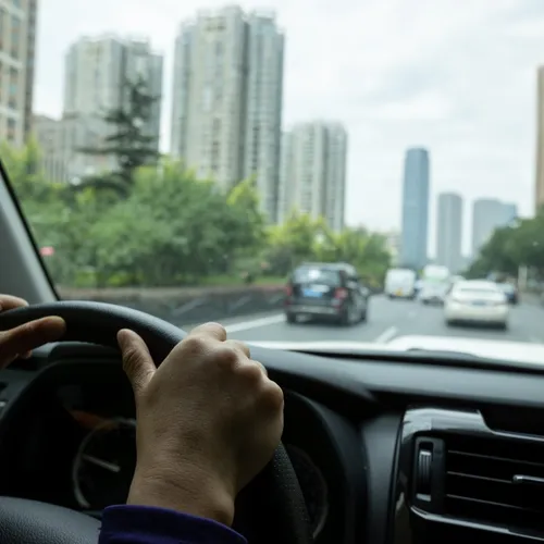 Assurance auto gros rouleur : comment payer moins cher ?
