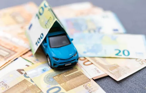 Une augmentation des prix d’assurance auto moins élevée en France