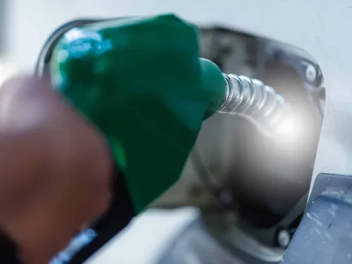 Voiture : le prix du superéthanol au plus bas depuis 3 ans