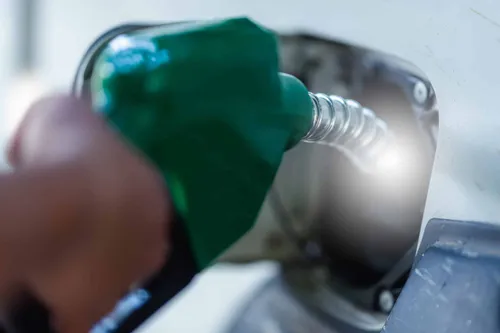 Voiture : le prix du superéthanol au plus bas depuis 3 ans