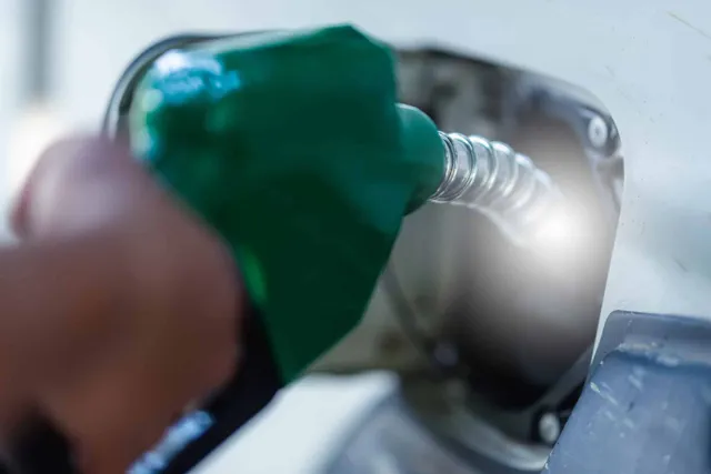 Voiture : le prix du superéthanol au plus bas depuis 3 ans