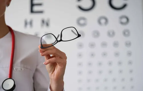 100% Santé : des dérives inquiétantes pointées en optique et audioprothèses