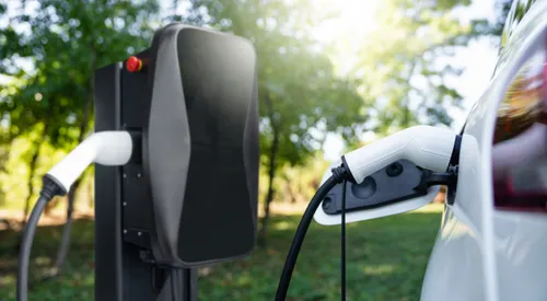 Jusqu’à 5 200 € d’aides pour passer à l’électrique en 2025