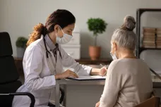 La ministre de la Santé renonce à taxer les dépassements d’honoraires