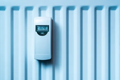 L’obligation d’installer un thermostat connecté est reportée
