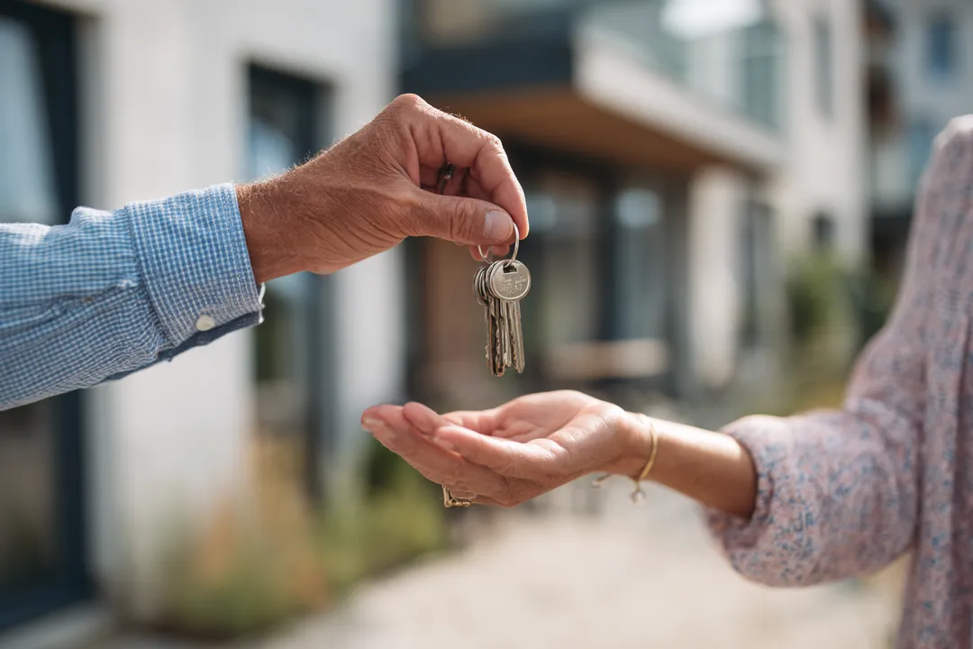 Vous échangez votre maison cet été ? Voici ce que votre assurance habitation prévoit (ou pas)
