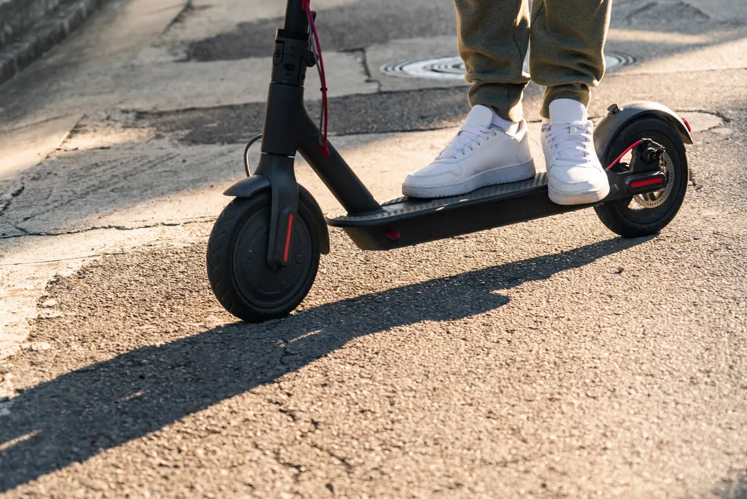 Conduite sans assurance : pourquoi les trottinettes électriques inquiètent de plus en plus