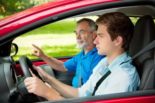 Assurance auto jeune conducteur : 5 astuces pour réduire le coût de votre contrat